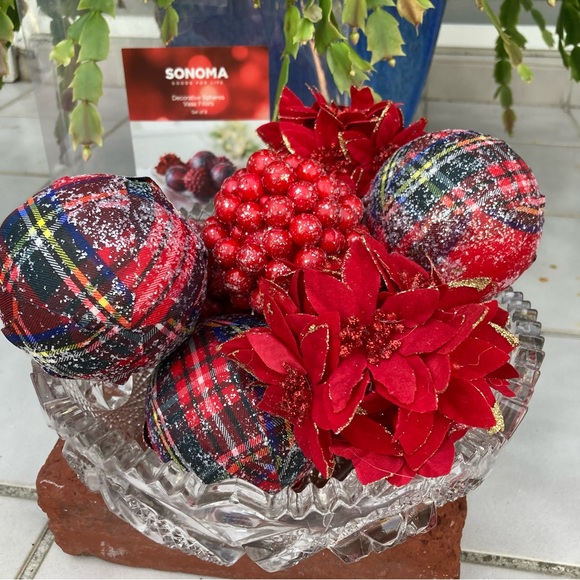 Sonoma Holiday Decorative Spheres 9 Vase Filler Red Plaid Berries Poinsettia NEW - Picture 3 of 10
